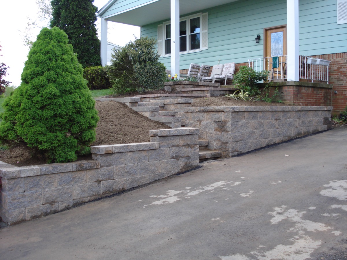 Driveway retaining wall and steps